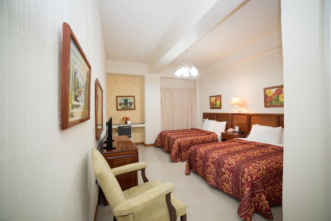 Hotel Anna Inn Olintepeque 外观 照片