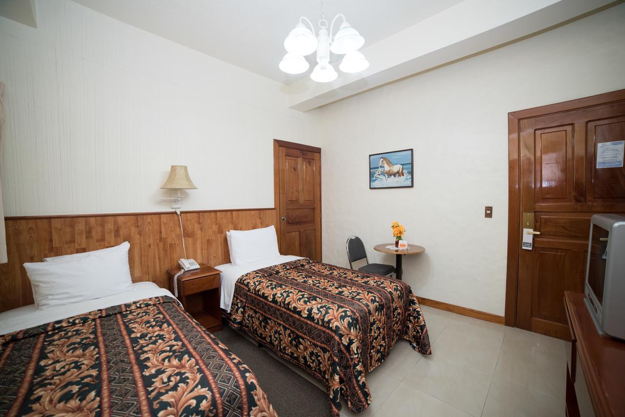 Hotel Anna Inn Olintepeque 外观 照片