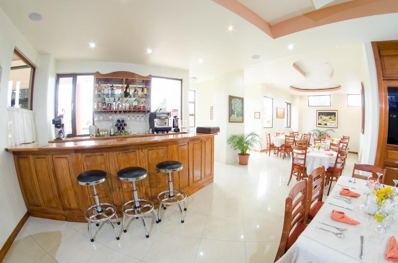 Hotel Anna Inn Olintepeque 外观 照片
