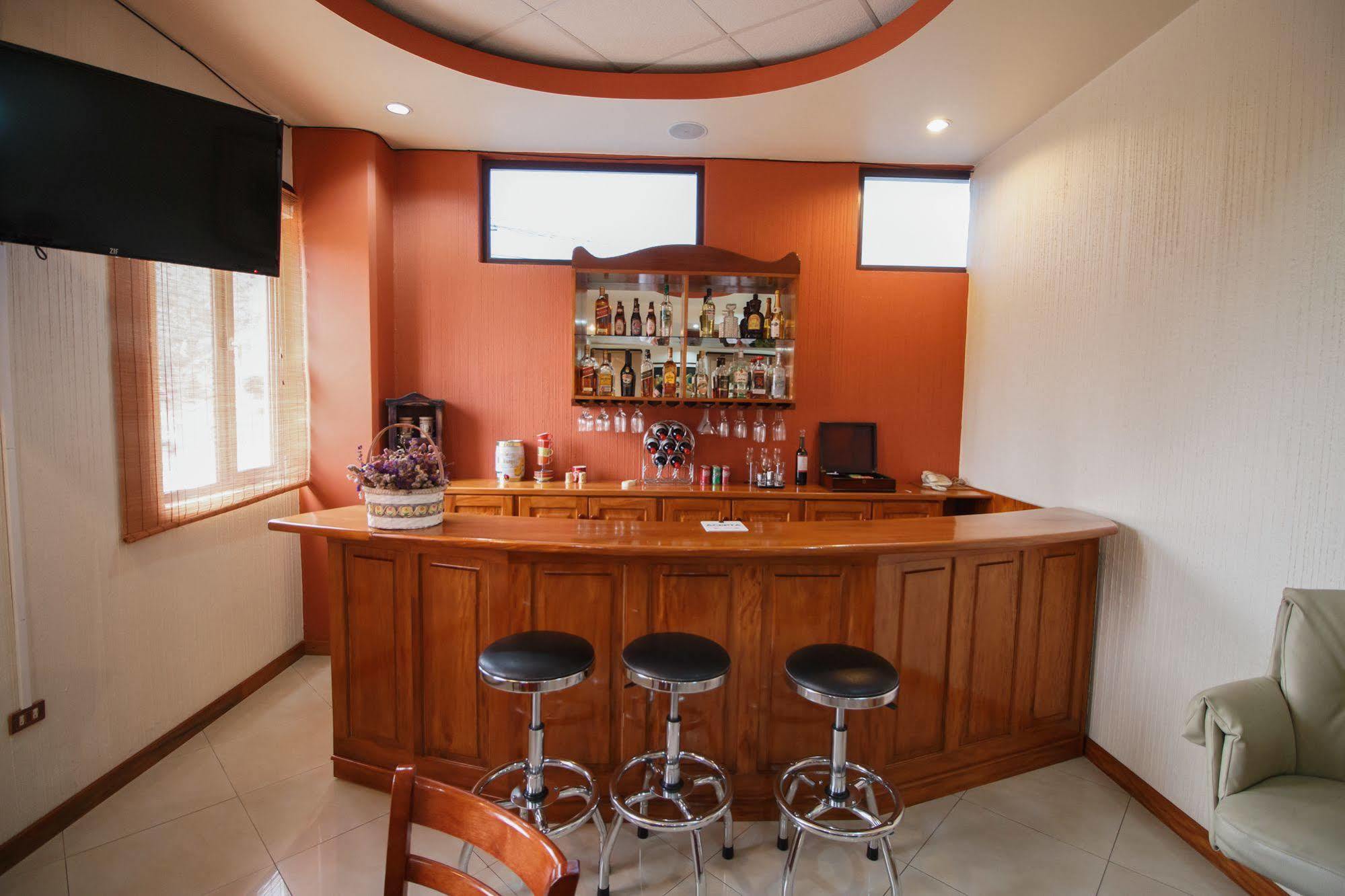 Hotel Anna Inn Olintepeque 外观 照片