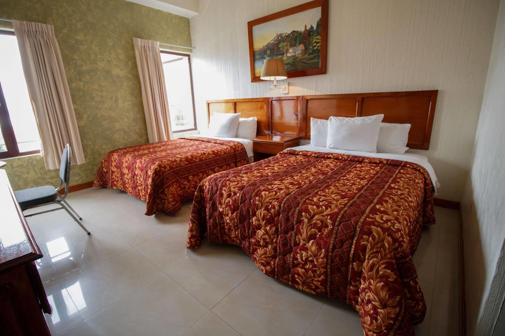 Hotel Anna Inn Olintepeque 外观 照片
