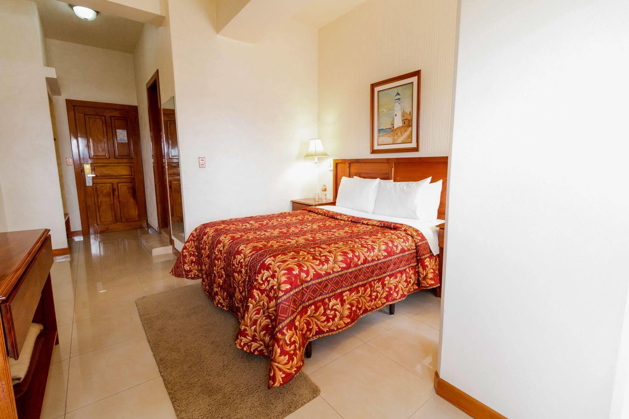 Hotel Anna Inn Olintepeque 外观 照片